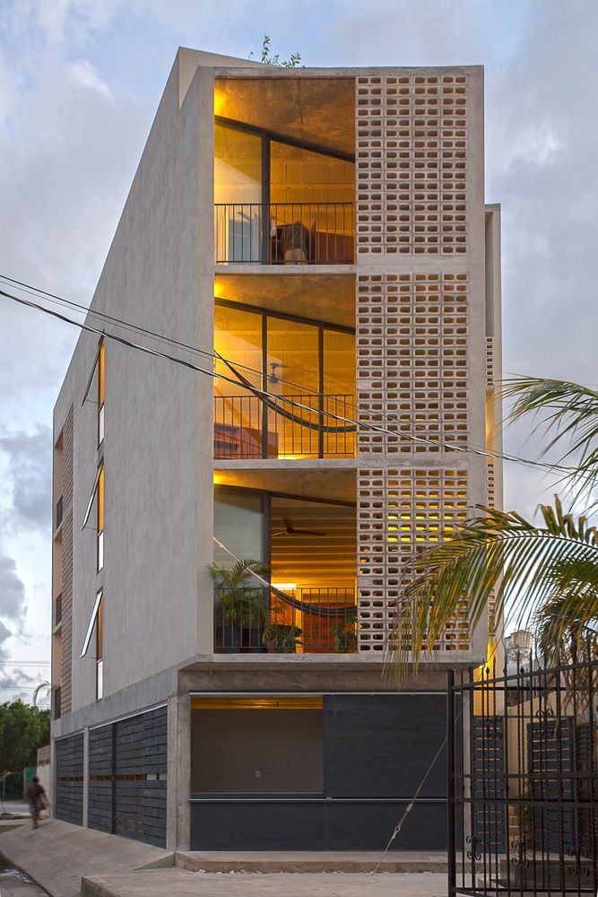 69e2afff47769759db82f9c7